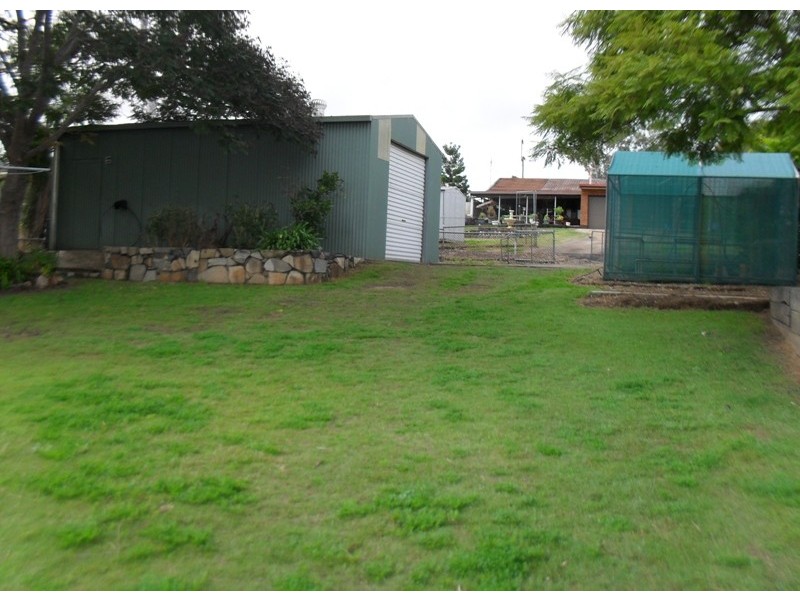 86 Brisbane Street, Nanango QLD 4615