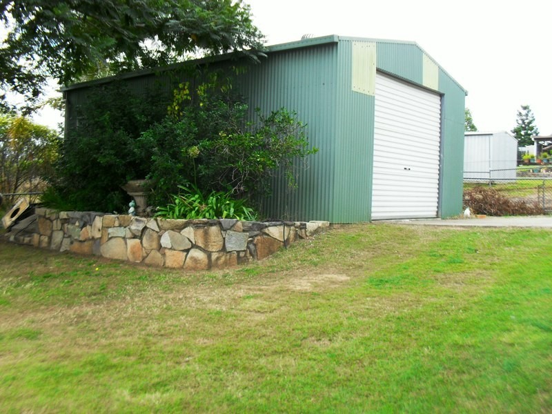 86 Brisbane Street, Nanango QLD 4615