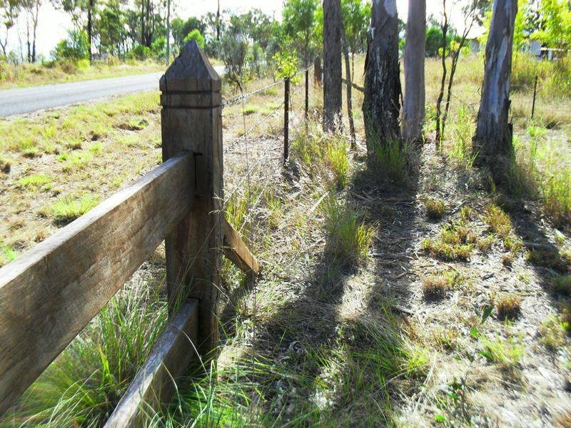 13 Tara Avenue, Nanango QLD 4615
