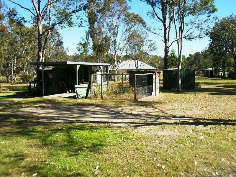 60 Templeton Road, Nanango QLD 4615