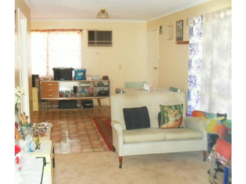 34 Bunker Avenue, Nanango QLD 4615