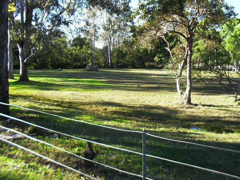 4 Grey Street, Nanango QLD 4615