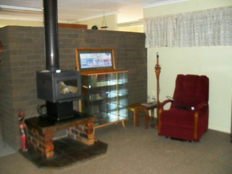 45 Wickham Street, Nanango QLD 4615