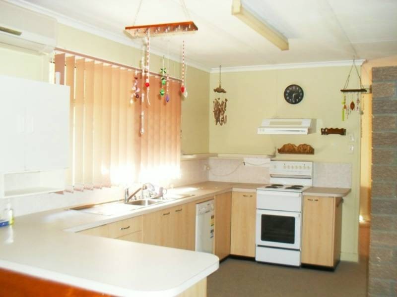 45 Wickham Street, Nanango QLD 4615