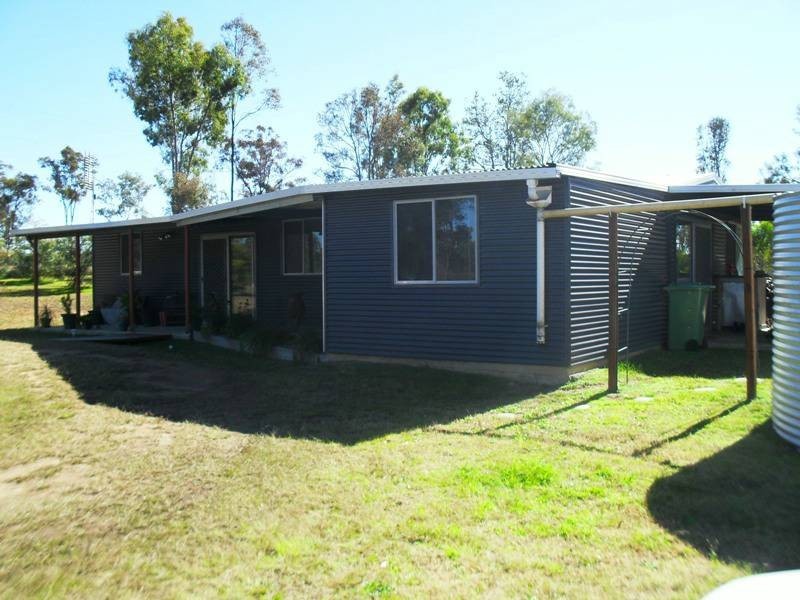 53 Oliver Road, Nanango QLD 4615