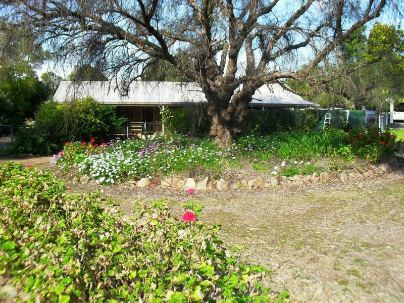 347 Izzard Road, Nanango QLD 4615