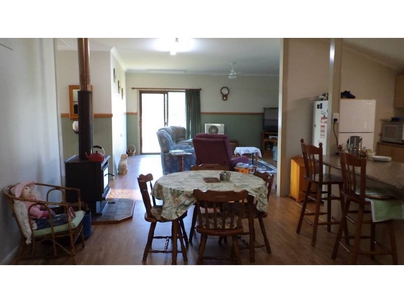 226 Coolabunia Malar Road, Nanango QLD 4615