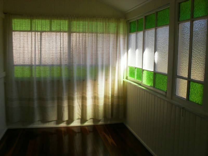 32 Elk Street, Nanango QLD 4615