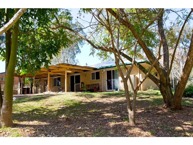 103 Brisbane Street, Nanango QLD 4615