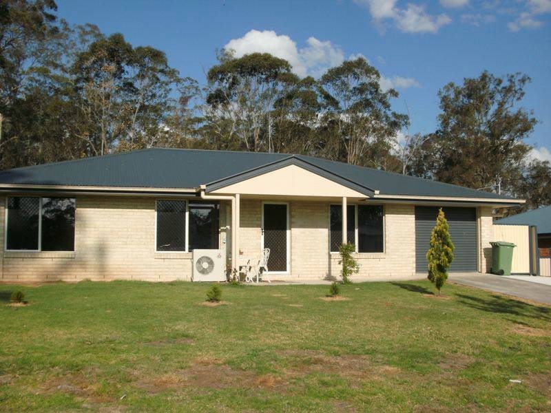 10 Dalkeith Street, Nanango QLD 4615