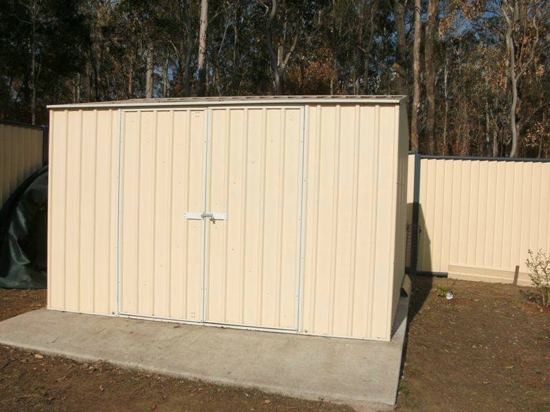 10 Dalkeith Street, Nanango QLD 4615