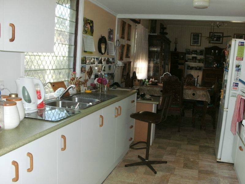 36 Elk Street, Nanango QLD 4615