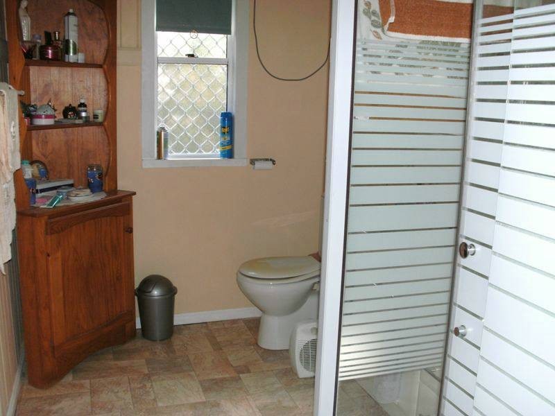 36 Elk Street, Nanango QLD 4615