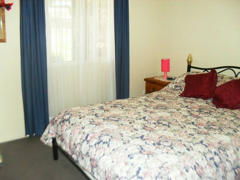 7 Hawthorne Street, Nanango QLD 4615