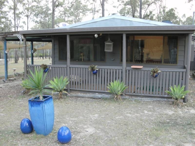 91 Malar Crescent, Nanango QLD 4615