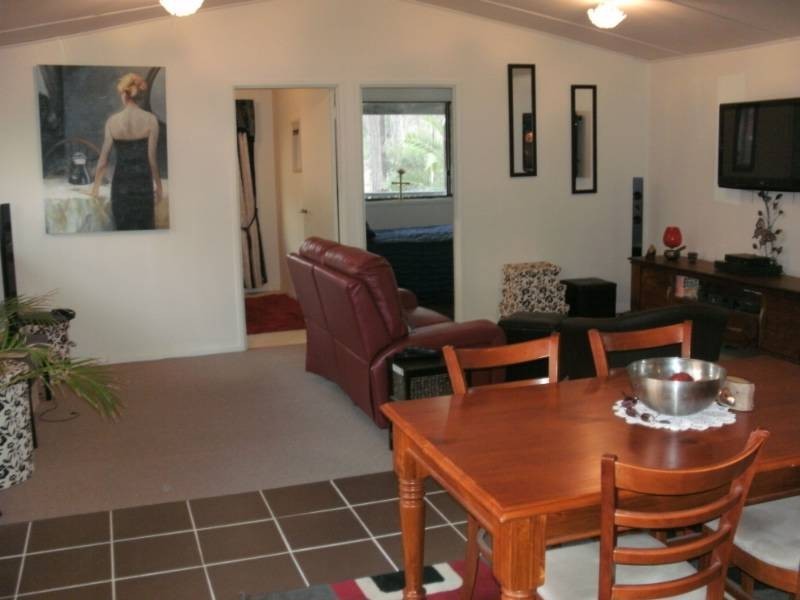 91 Malar Crescent, Nanango QLD 4615