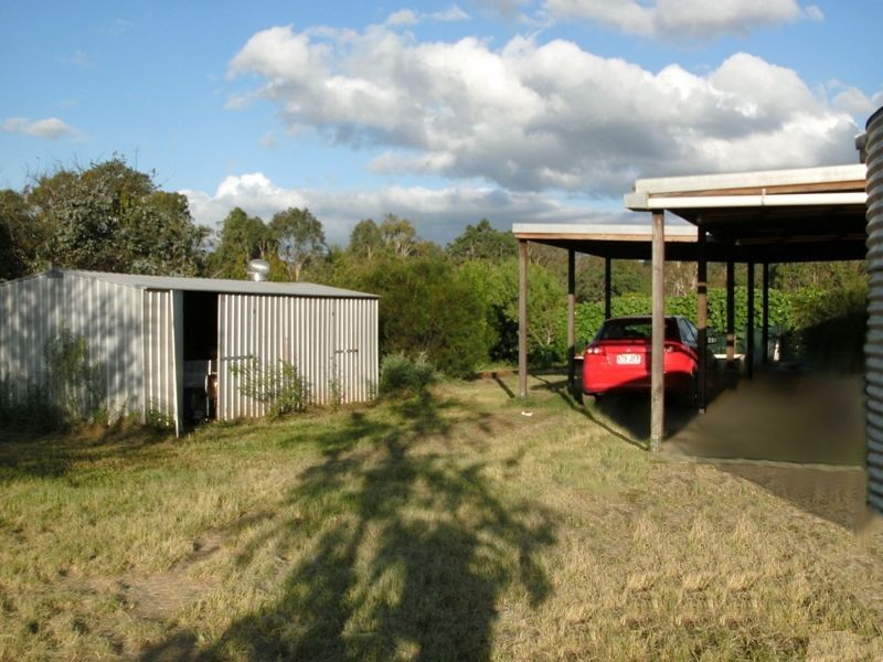 60 Grey Street, Nanango QLD 4615