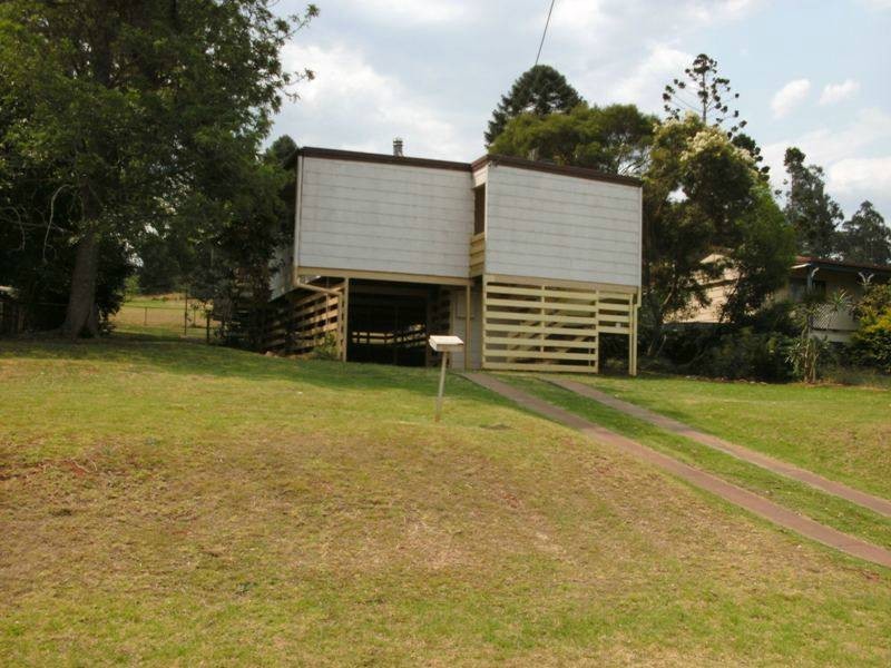 17 Lister Street, Yarraman QLD 4614