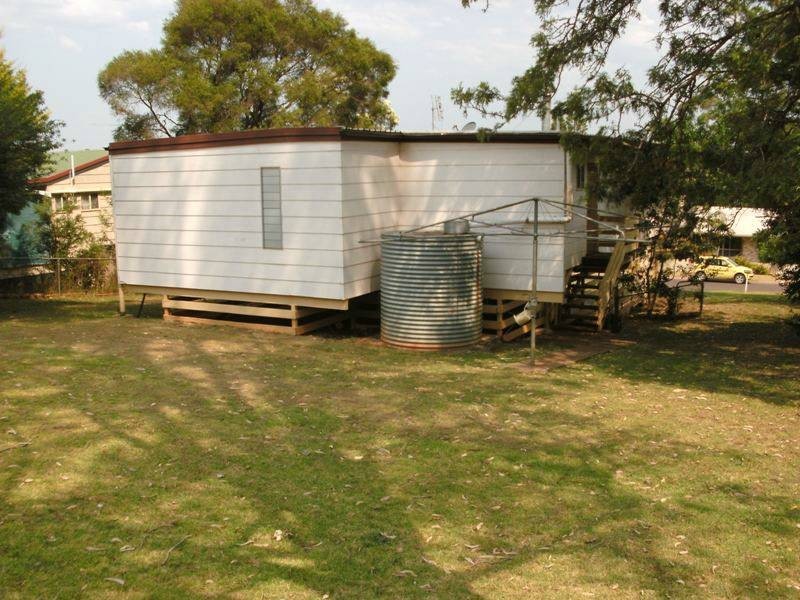 17 Lister Street, Yarraman QLD 4614