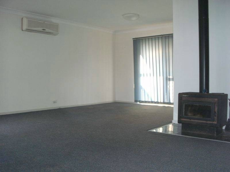 5 Conroy Street, Nanango QLD 4615