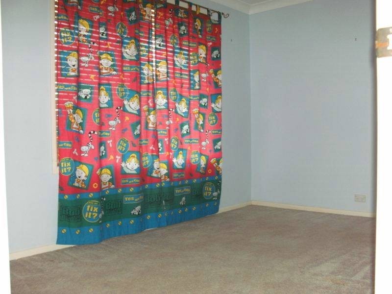 5 Conroy Street, Nanango QLD 4615