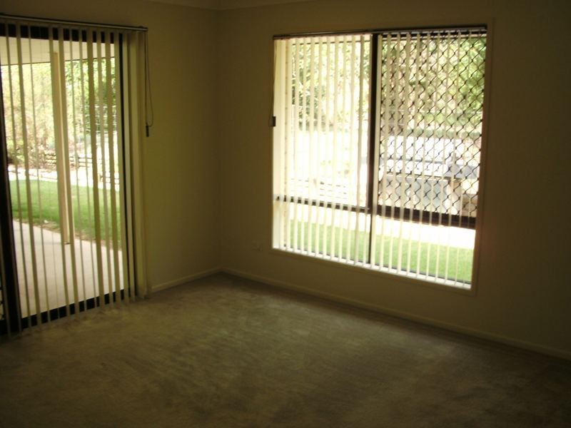 30 Templeton Road, Nanango QLD 4615