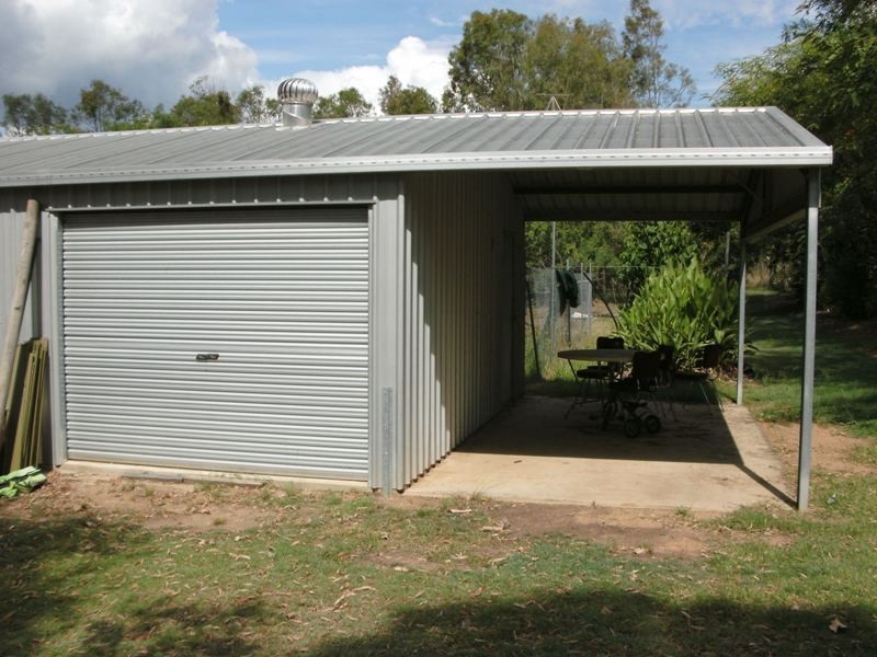 30 Templeton Road, Nanango QLD 4615