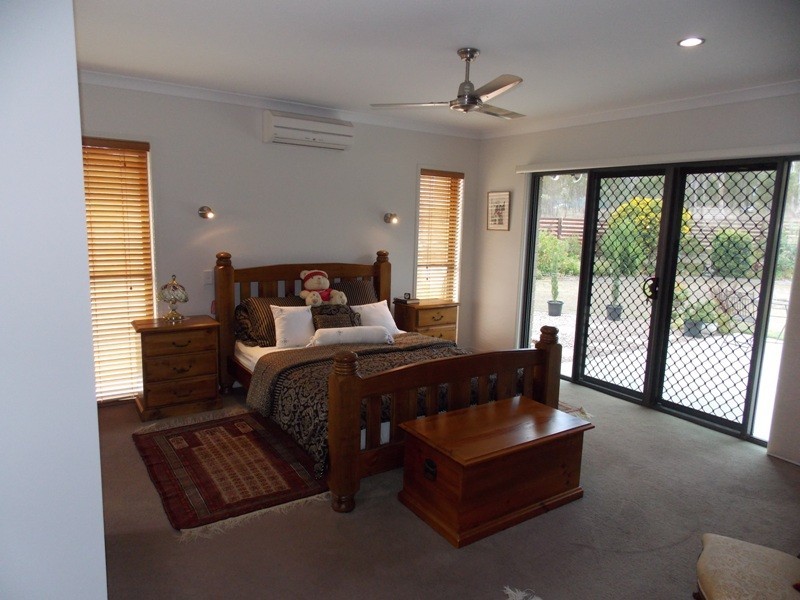 35 Tara Avenue, Nanango QLD 4615