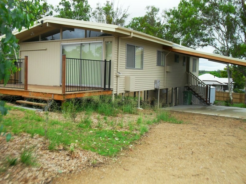 87 Wickham Street, Nanango QLD 4615