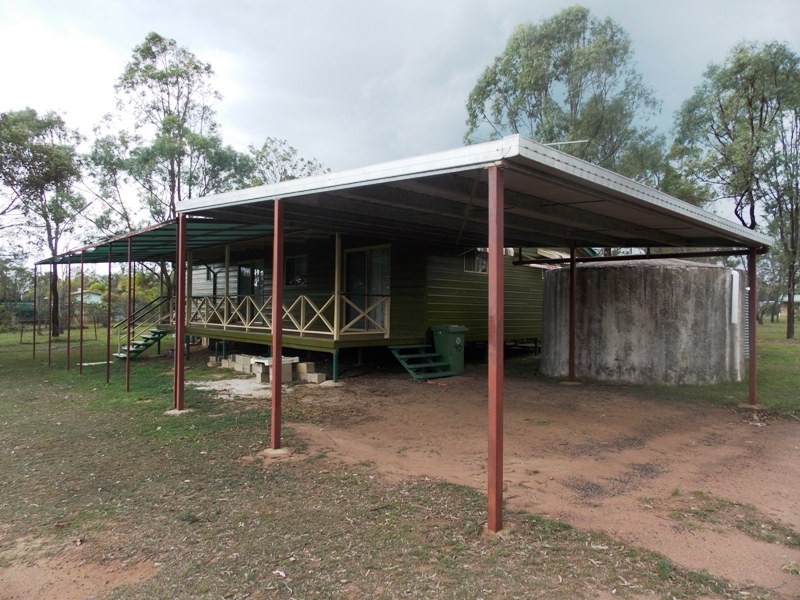 90 Elouera Drive, Nanango QLD 4615