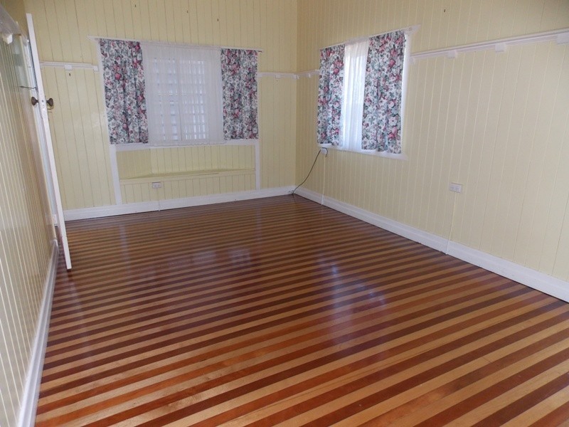 41 Chester Street, Nanango QLD 4615