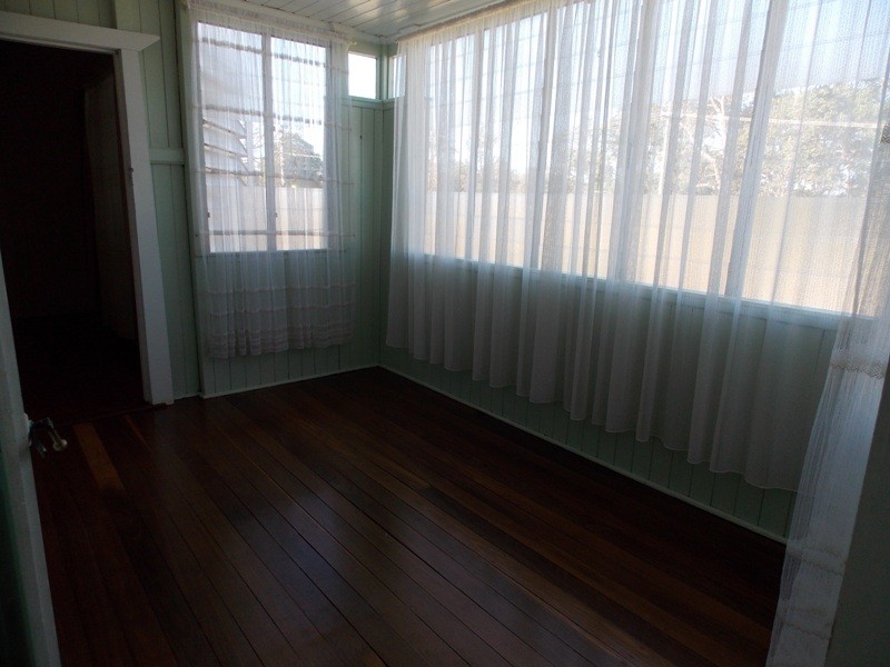 41 Chester Street, Nanango QLD 4615