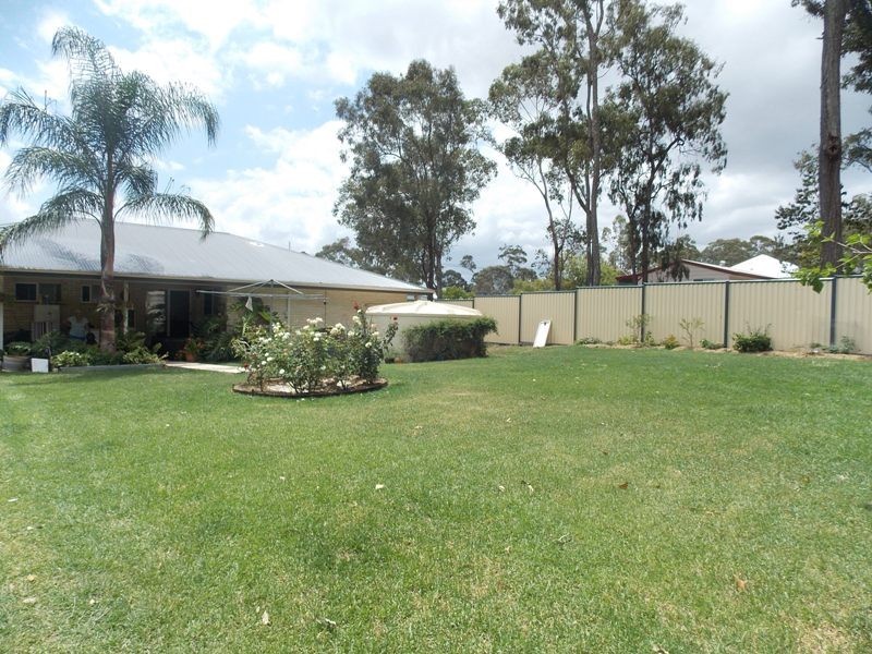 10 Dalkeith Street, Nanango QLD 4615