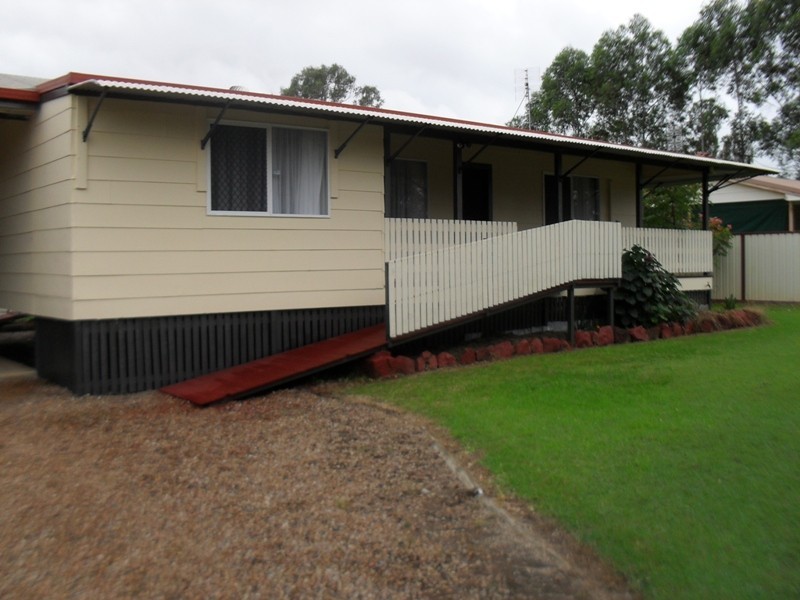 24 South Street, Nanango QLD 4615