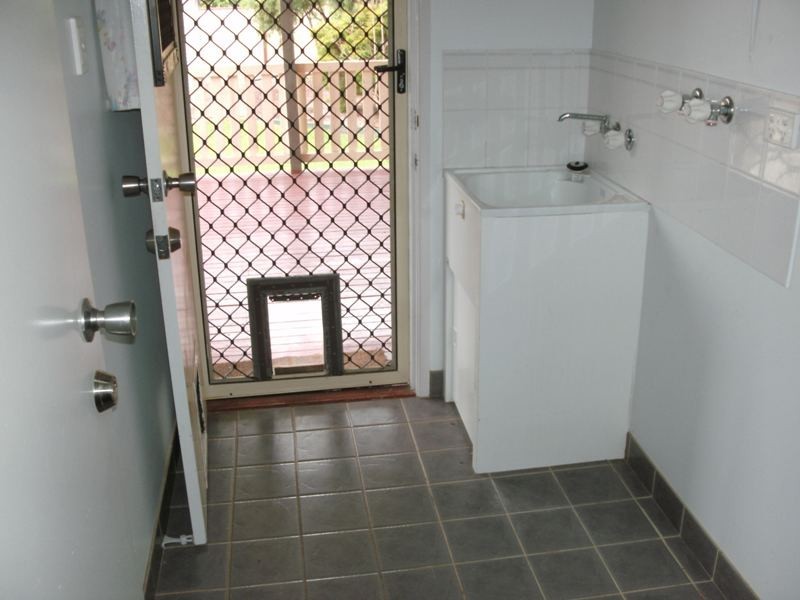 24 South Street, Nanango QLD 4615