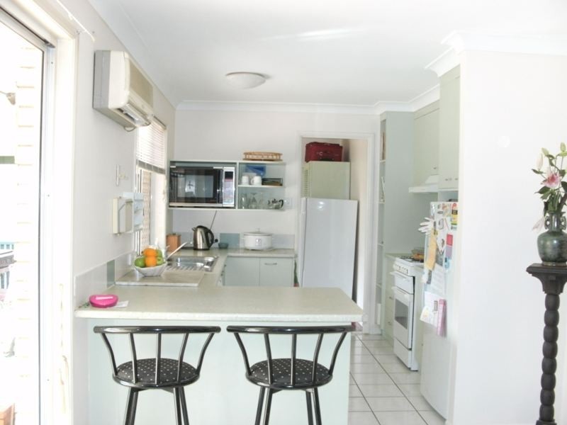 25 Fairway Drive, Nanango QLD 4615