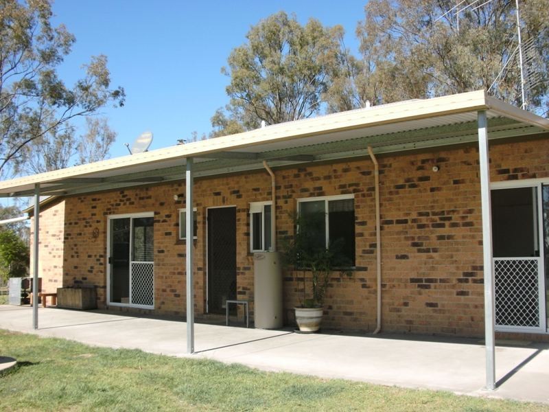 13 Camp Creek Road, Nanango QLD 4615