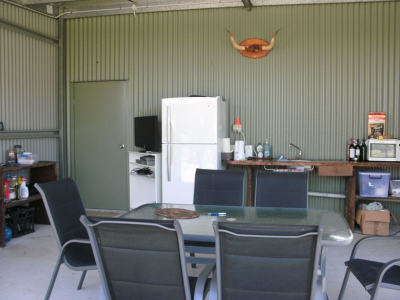 13 Camp Creek Road, Nanango QLD 4615