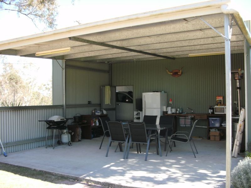 13 Camp Creek Road, Nanango QLD 4615