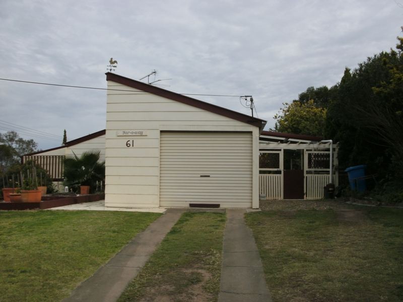 61 Wickham Street, Nanango QLD 4615