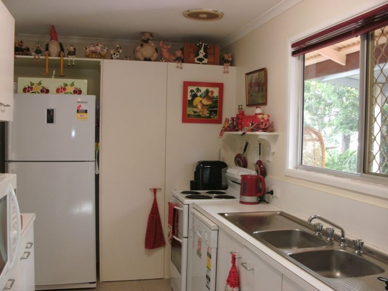 61 Wickham Street, Nanango QLD 4615