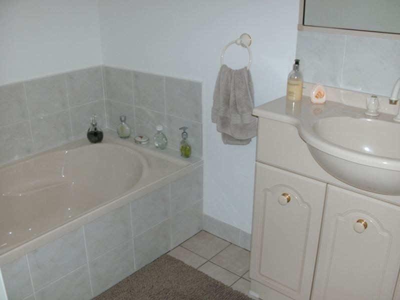 34 Camp Creek Road, Nanango QLD 4615