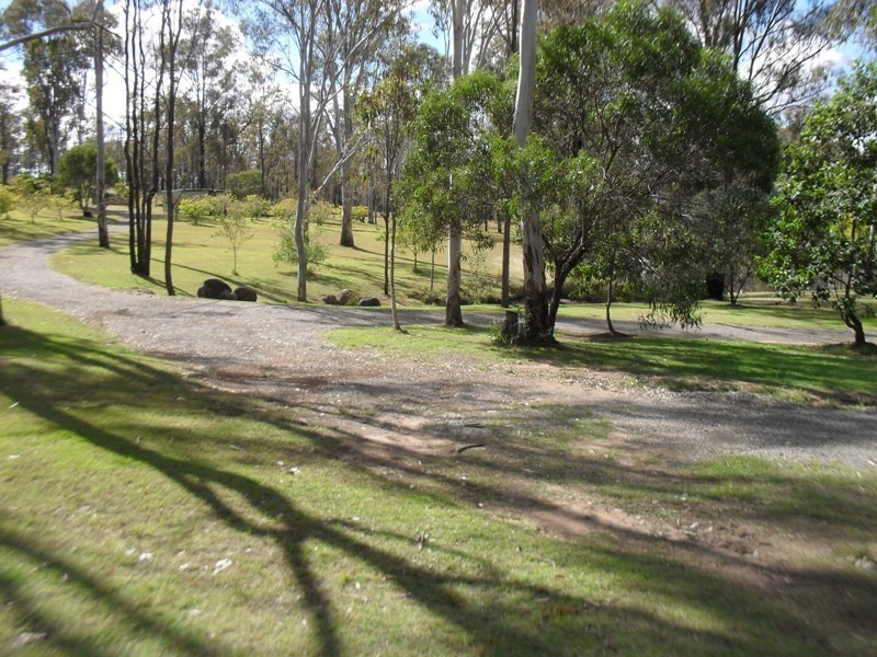 34 Camp Creek Road, Nanango QLD 4615