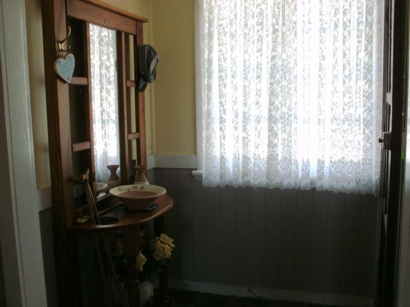 38 Silverleaf Road, Nanango QLD 4615