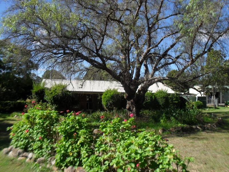347 Izzards Road, Nanango QLD 4615