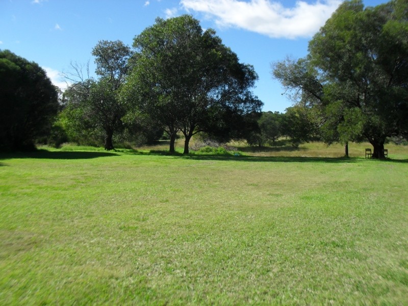 347 Izzards Road, Nanango QLD 4615
