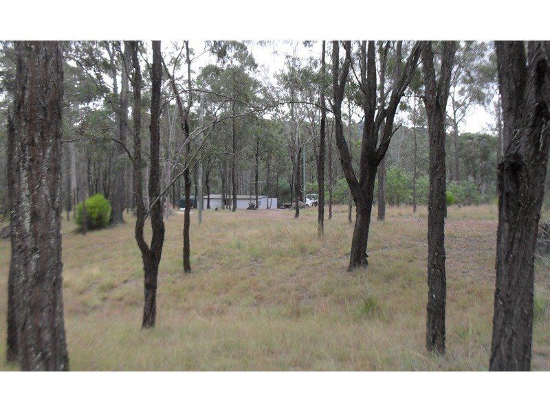 233 Malar Crescent, Nanango QLD 4615