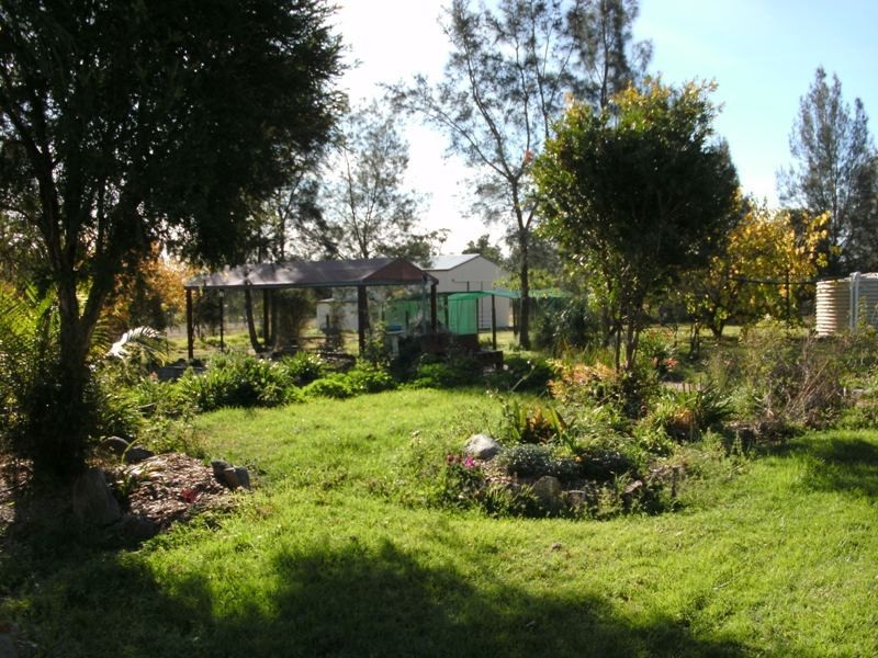 28 Kimlin Street, Nanango QLD 4615