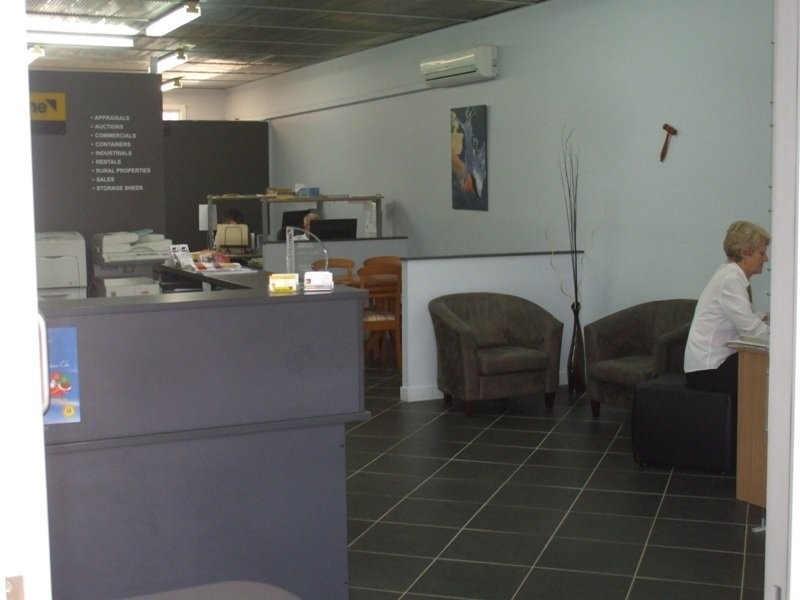 54 Drayton Street, Nanango QLD 4615