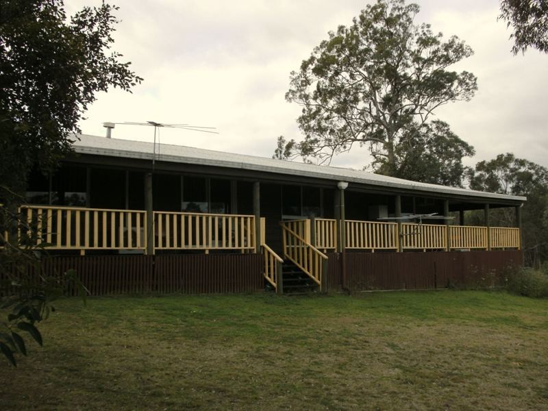 48 Devereux Drive, Nanango QLD 4615